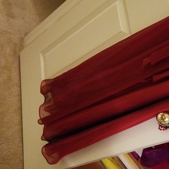 Dress - Picture 5 of 8